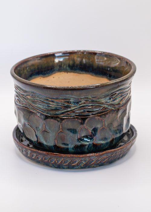 Lagoon Ridge Planter
